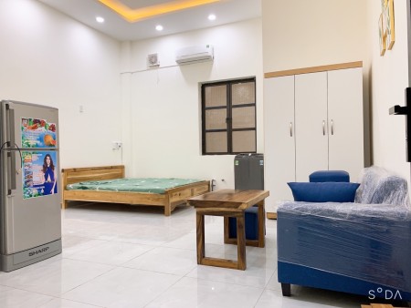 Căn hộ Cityland mới và cực rộng, có cả máy giặt riêng, sofa gần Lotte Mart GV