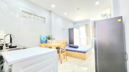 CĂN HỘ STUDIO BAN CÔNG full nội thất mới % Nguyễn Kiệm Phú Nhuận