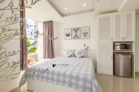 Tìm đâu ra căn hộ như thế !!!! Free gym, Free hồ bơi ,gần chợ gần siêu thị , full nội thất hiện đại