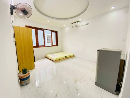 Căn hộ rộng cửa sổ sáng Lạc Long Quân, Tân Bình, full nội thất