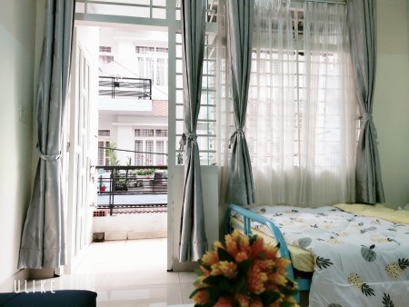 Căn hộ bancol mới gần Lotte Mart, Phan Văn Trị