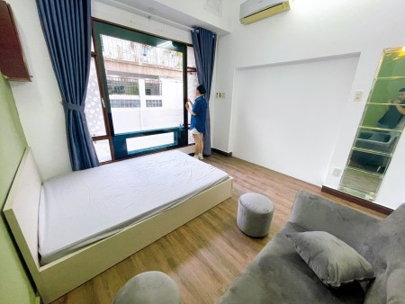 Cho Thuê Căn hộ cao cấp 2 phòng ngủ Full NT - MGR - ngay Lê Văn Sỹ Quận 3