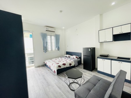 Khai trương CHDV mới 100% ở gần cầu Ông Lãnh dạng studio có ban công tại Quận 4