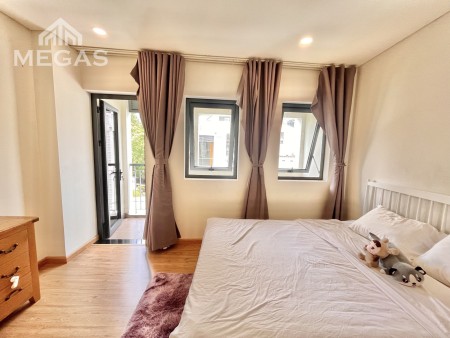 Cho thuê căn hộ 1 phòng ngủ có ban công, thiết kế hiện đại, ngay Vinhomes Ba Son