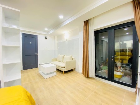 Căn hộ đang trống sẵn gần Hutech, Văn Lang ban công thoáng, full nội thất, không giới hạn người ở