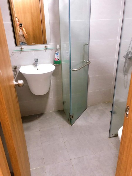 Chính chủ cho thuê căn hộ A11.19 Bcons Greenview, 2PN + 2WC, View landmark 81. Zalo/Đt 0935 934 964