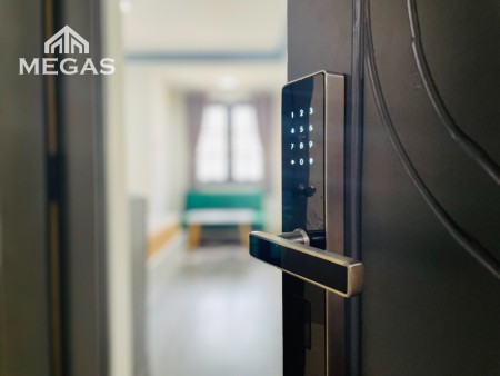 Căn hộ full nội thất ngay Công viên Tao Đàn