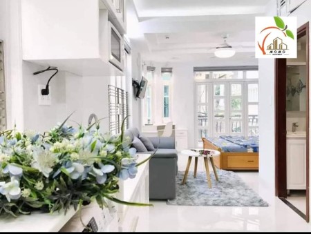 Căn hộ ban công máy giặt riêng Lý Tự Trọng vòng xoay Phù Đổng  CMT8 - Nguyễn Trãi