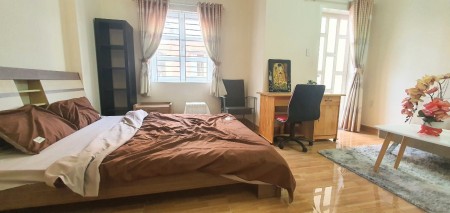 CHDV full nội thất có ban công tại Xô Viết Nghệ Tĩnh