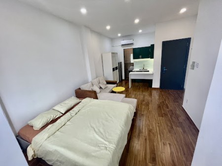 Căn hộ giải phóng full nội thất ngay công viên Hoàng Văn Thụ - 5 phút qua Trường Sơn