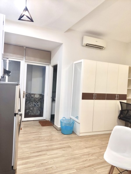 Căn Hộ Studio + Sân sau Trần Hưng Đạo Quận 1