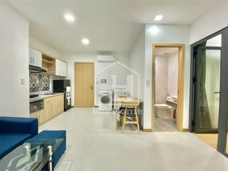 Căn hộ 1PN ban công mới 100% XVNT Bình Thạnh gần ngã tư Hàng Xanh chợ Bà Chiểu