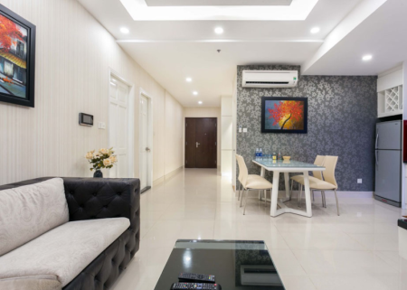 Chủ nhà “rén” cho nhóm bạn trẻ thuê căn hộ