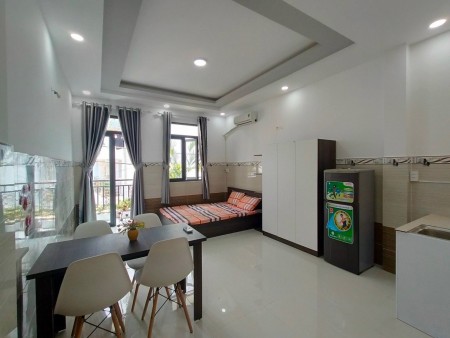 Căn Hộ Ban Công Full nội thất Tân Phú