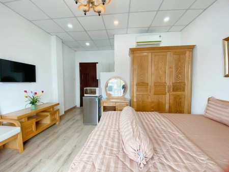Căn hộ studio có cửa sổ lớn - Full nội thất, gần cầu Lê Văn Sỹ - Đại học Sư Phạm Q3