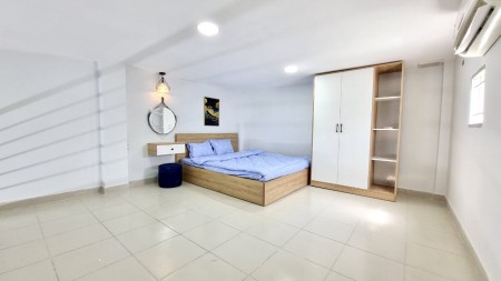 Cho thuê căn hộ 2pn Quận Bình Thạnh mới 100% full nội thất gần đại học Hutech