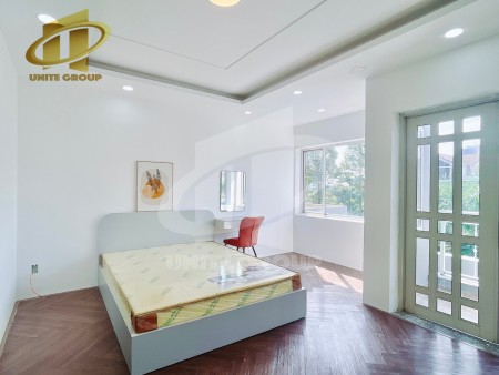 Cho thuê căn hộ 1pn riêng, Bancon, máy giặt riêng, giá ưu đãi cách cần liền ngay vincom Quận 7