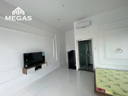 Căn Hộ Studio Mới Xây - Rộng 30m2 - Đầy Đủ Nội Thất Ngay Mặt Tiền Thống Nhất, Gò Vấp, giá 6tr5