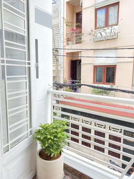 Đầu tháng trống một phòng tại Phú Nhuận gần công viên Hoàng Văn Thụ