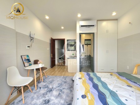 Căn hộ studio, 35m2, giếng trời ngay cầu vượt Hoàng Hoa Thám, Cộng Hòa, giá 5tr3