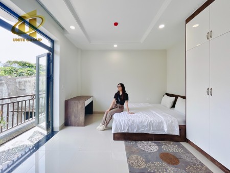 Căn hộ ban công - Full nội thất Quận 7, nằm ngay trung tâm sát Lotte cạnh chợ Tân Quy, giá 8tr5