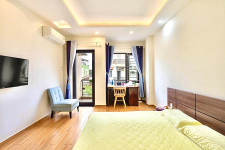 Căn Hộ 1 Phòng Ngủ, Bancony, Hẻm Ôtô ngay Ngã Tư Hàng Xanh gần ĐHKT, giá 11tr9, dt  50m2