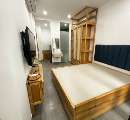 Khai trương căn hộ mới 100% tại Thạch Thị Thanh - Q1 - có cửa sổ cực lớn - balcon, 40m2, 7tr5