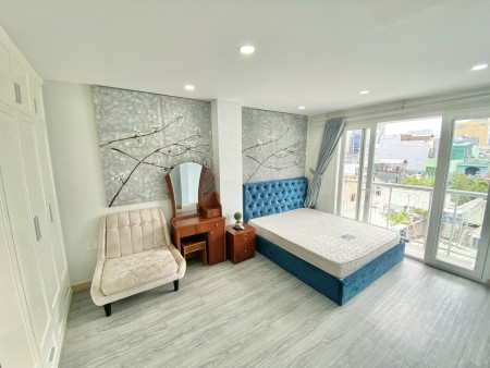 Căn Hộ Studio Bancony View Bitexco - Hẻm Ôtô - Quận 1 - có ban công -