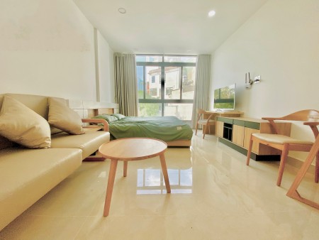 Căn hộ Studio Cao cấp Ban công lớn full nội thất - Trường Sa giáp Quận 1