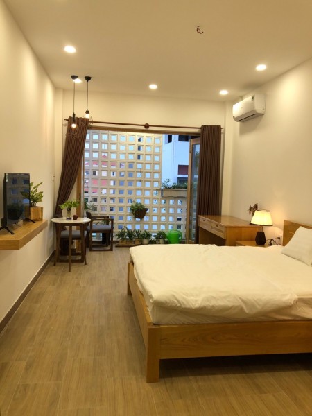 Căn hộ có ban công to bự gần ngay Masteri, thoáng mát, giá tốt