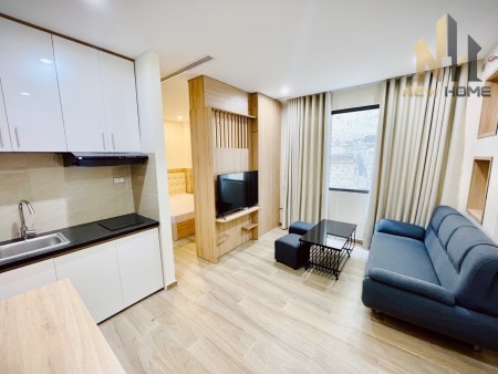 Căn hộ Studio tách bếp hiện đại, có ban công thoáng