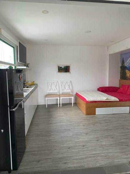 Cho thuê căn hộ Balcon siêu lớn, sẵn nội thất gần hotel Pullman, Nguyễn Cư Trinh Q1