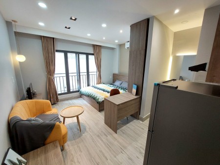 CHDV sang trọng balcon ngay gần Phan Đăng Lưu