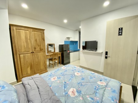 Căn hộ studio 30m2 cửa sổ full nt cao cấp gần vòng xoay Nguyễn Thái Sơn - Ngã Tư Phú Nhuận