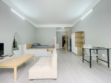 Cho thuê căn hộ mặt tiền bờ kè quận 3 - máy lạnh - ban công - diện tích rộng 40m2