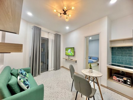 CHDV full Nội Thất Dạng 1pn, đầy đủ tiện nghi, có ban công phòng khách