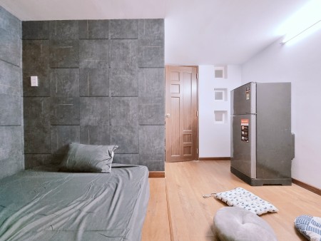 Khai trương căn hộ Studio sàn gỗ_gần CV Lê Văn 8