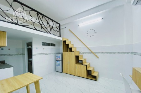 CĂN HỘ CÓ GÁC GẦN ETOWN SỐ LUỌNG 3 PHÒNG