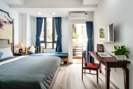 Cho thuê căn hộ dịch vụ quận 1 full nội thất có ban công lớn gần Bùi Viện