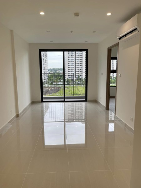 *Cho thuê căn hộ Vinhomes Grand Park Q.9