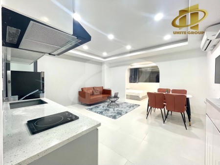 Chính chủ, Căn hộ đầy đủ nội thất, máy giặt riêng, mới 100%, gần VincomQ7, Cầu Tân Thuận Q7