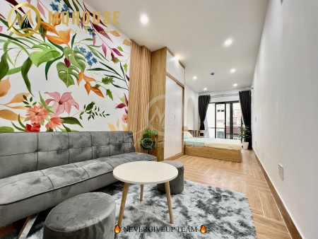 Căn hộ mới xây, nội thất cao cấp, có ban công, thang máy trên đường Nguyễn Gia Trí, Quận Bình Thạnh