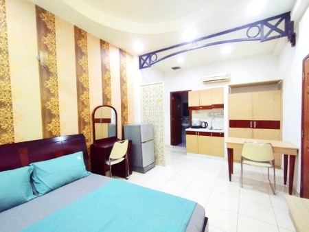 Căn Hộ Tiện Nghi 30m2, Full Nội Thất, Gần VN Quốc Tự, 3/2