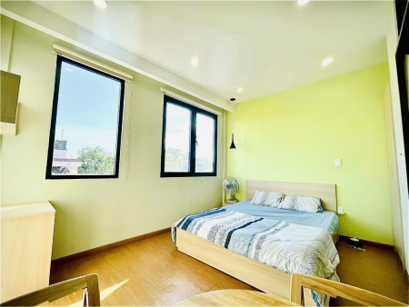 Căn hộ 1 pn - tách bếp - vách kính - máy giặt riêng ngay Phan Đăng Lưu, giá 8tr5, dt 35m2