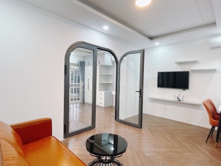 Căn hộ bancon 1 phòng ngủ, máy giặt riêng, 60m2 KDC Nam Long, Vincom - Quận 7 - giá 11 triệu