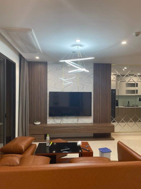 Cho thuê căn hộ Vinhome Smart City căn góc 64m2, full đồ cực rẻ, giá 11tr/tháng