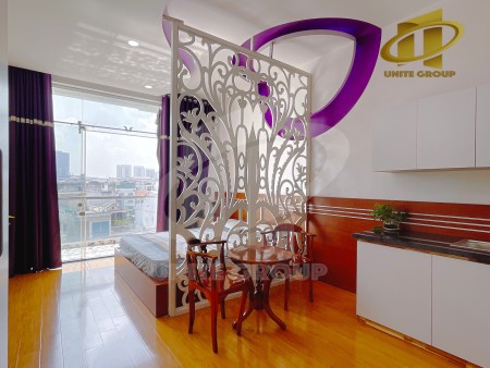 Căn hộ Studio bancong, cửa sổ gần CrescentMall, Lotte Mart - dh Tdtu -  Vivo Quận 7, giá 5 triệu