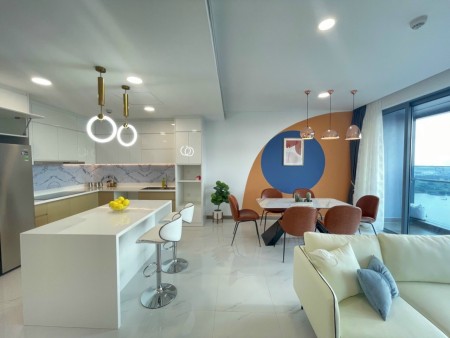 Cho thuê căn hộ nội thất cao cấp, 2 pn, dt 105m2 tại Sunwah Pearl - Bình Thạnh, giá 41 triệu