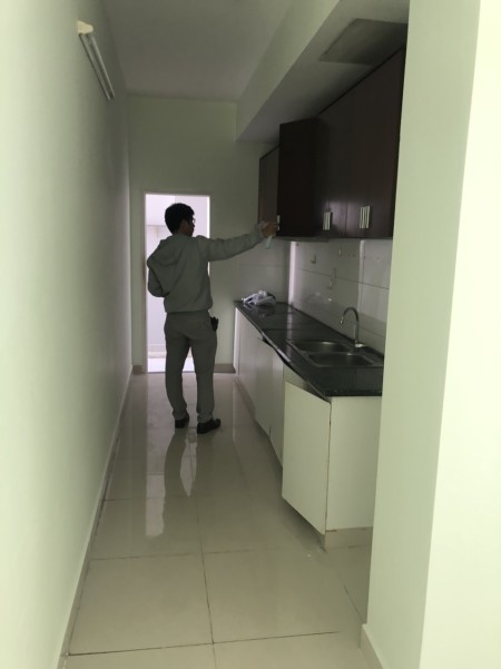 Cho thuê CHDV tại Topaz City 73m2 2PN có rèm, máy nước nóng giá 8tr/tháng