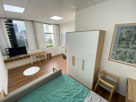 Căn hộ studio cửa sổ lớn , full nội thất tại Phú Nhuận, giá 7 triệu/tháng, diện tích rộng 30m2 1 pn